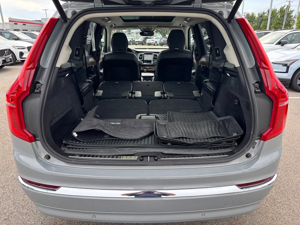 Used 2024 Volvo XC90 B6 Plus AWD/4WD image 29