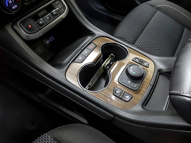 Used 2023 GMC Acadia SLE w/ Driver Convenience Package image 21