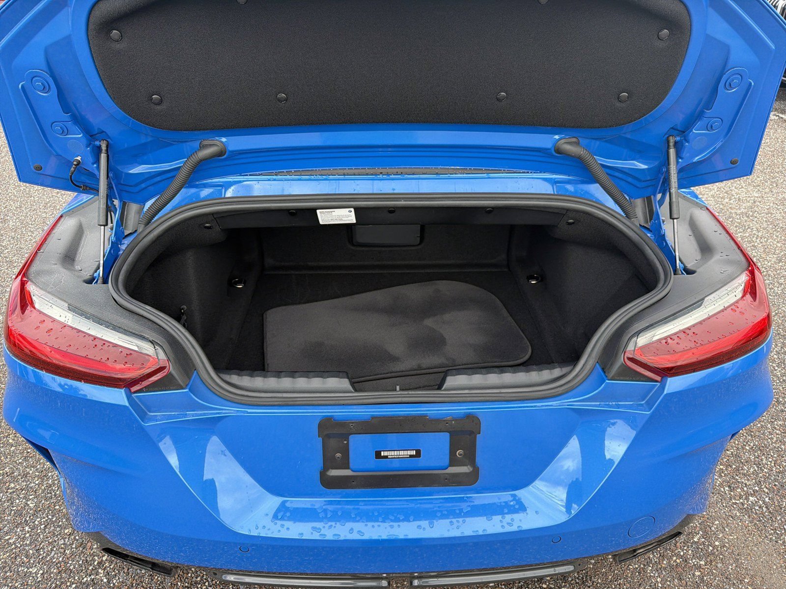 Used 2021 BMW Z4 M40i w/ Executive Package RWD image 12