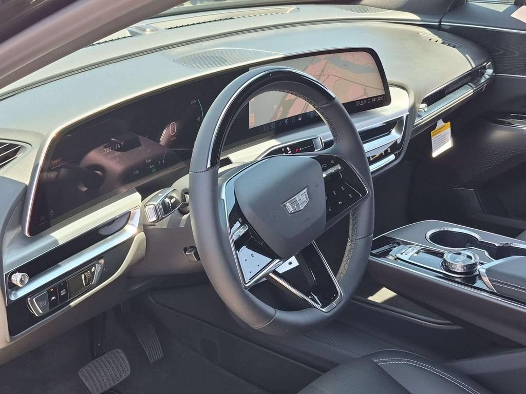New 2026 Cadillac Lyriq Luxury AWD/4WD image 9
