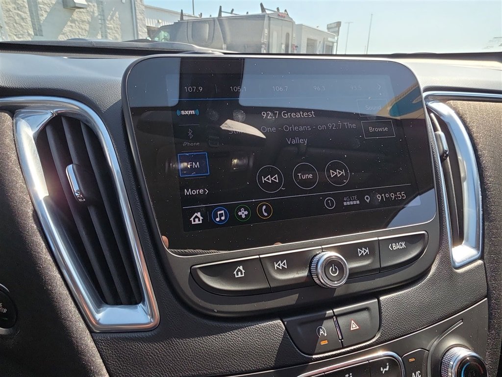 Used 2020 Chevrolet Malibu LT image 12
