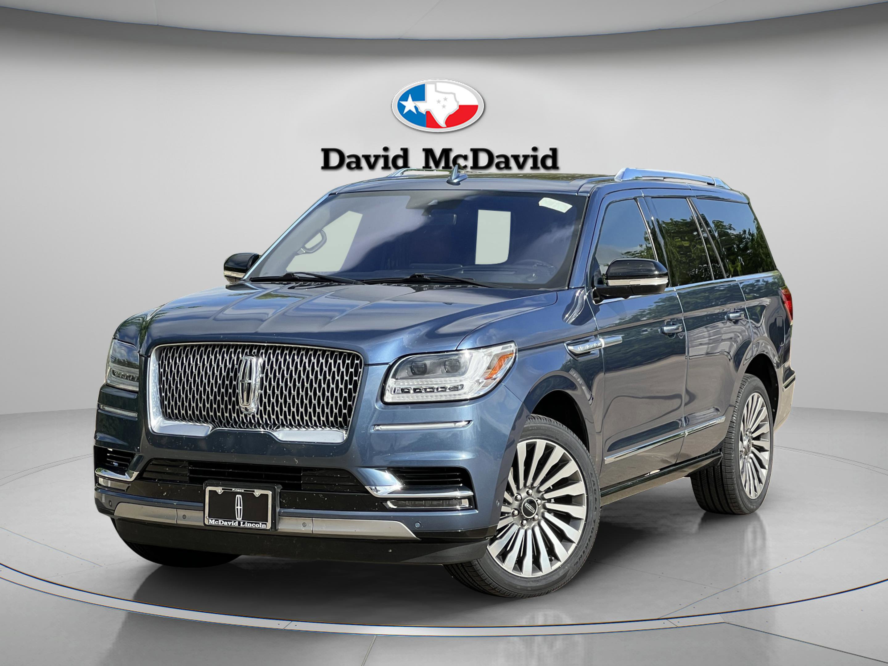 Used 2020 Lincoln Navigator Reserve w/ Luxury Package image 2