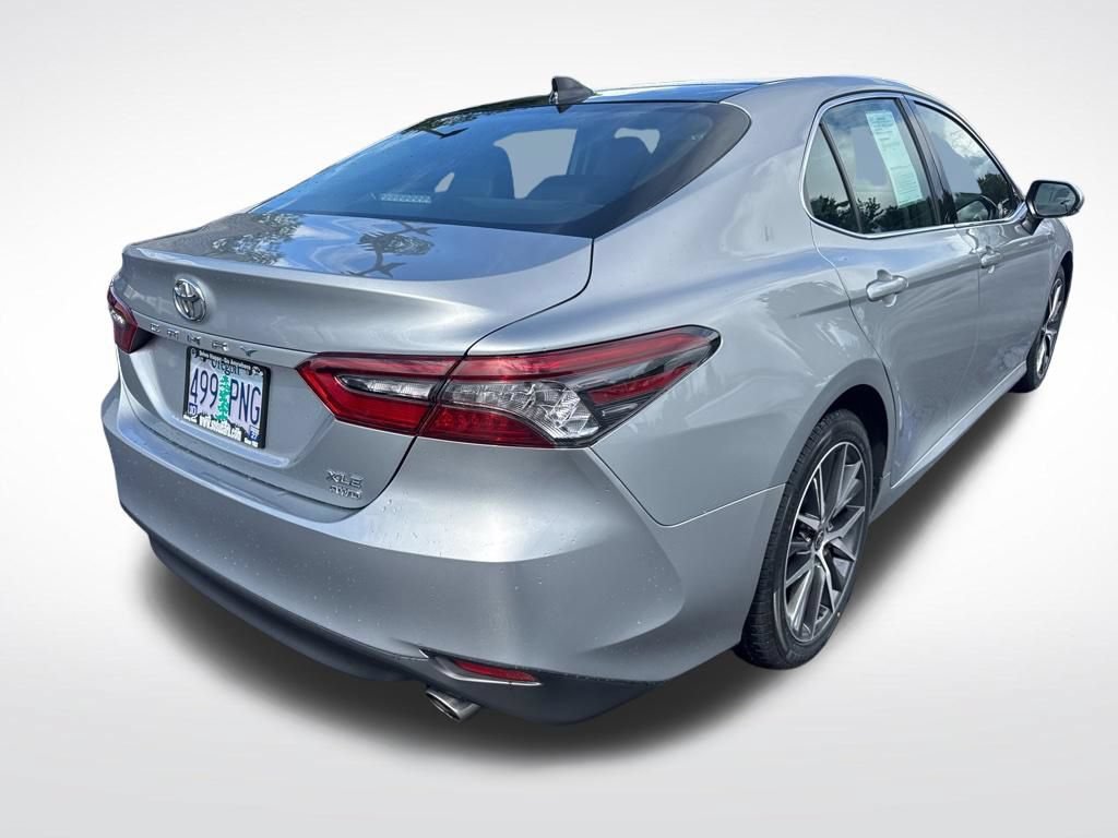 Used 2023 Toyota Camry XLE w/ Navigation Package AWD/4WD image 7