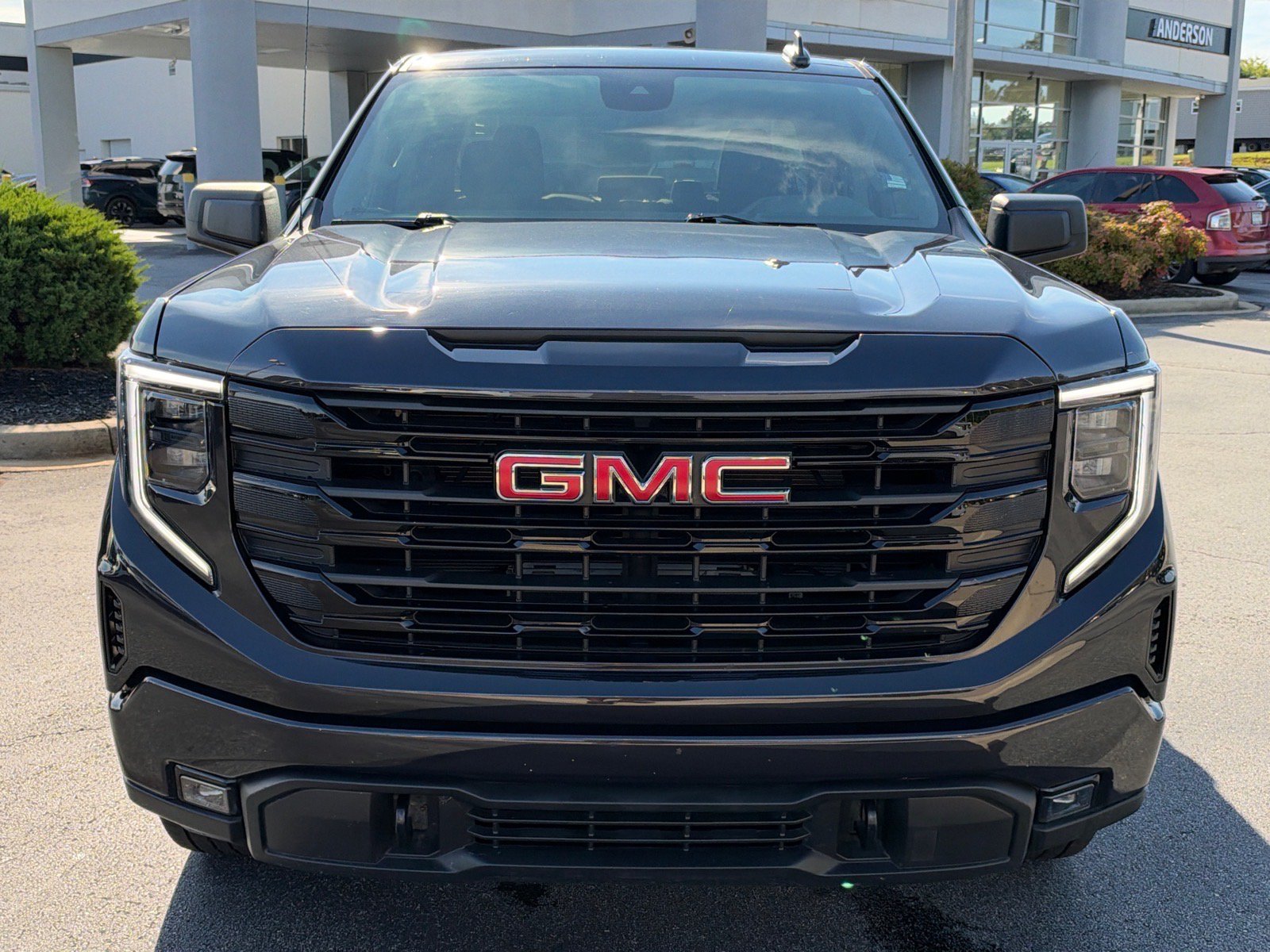 Used 2024 GMC Sierra 1500 Elevation AWD/4WD image 2