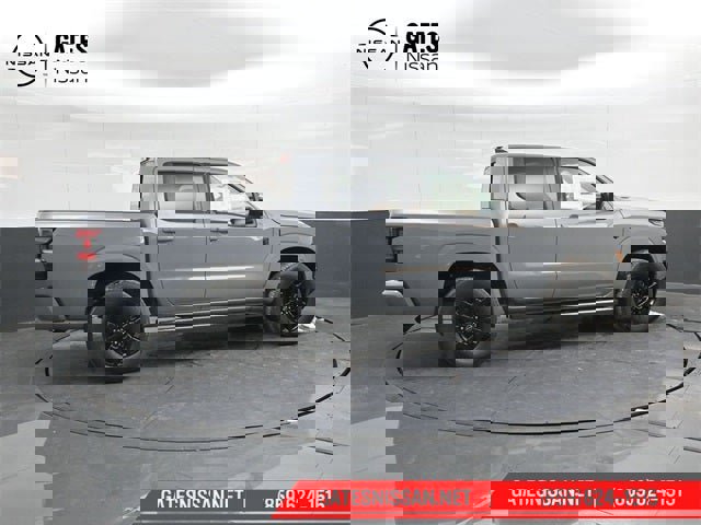 New 2026 Nissan Frontier SV image 3