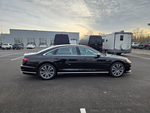 Used 2021 Audi A8 L 4.0T w/ Executive Plus Package image 2