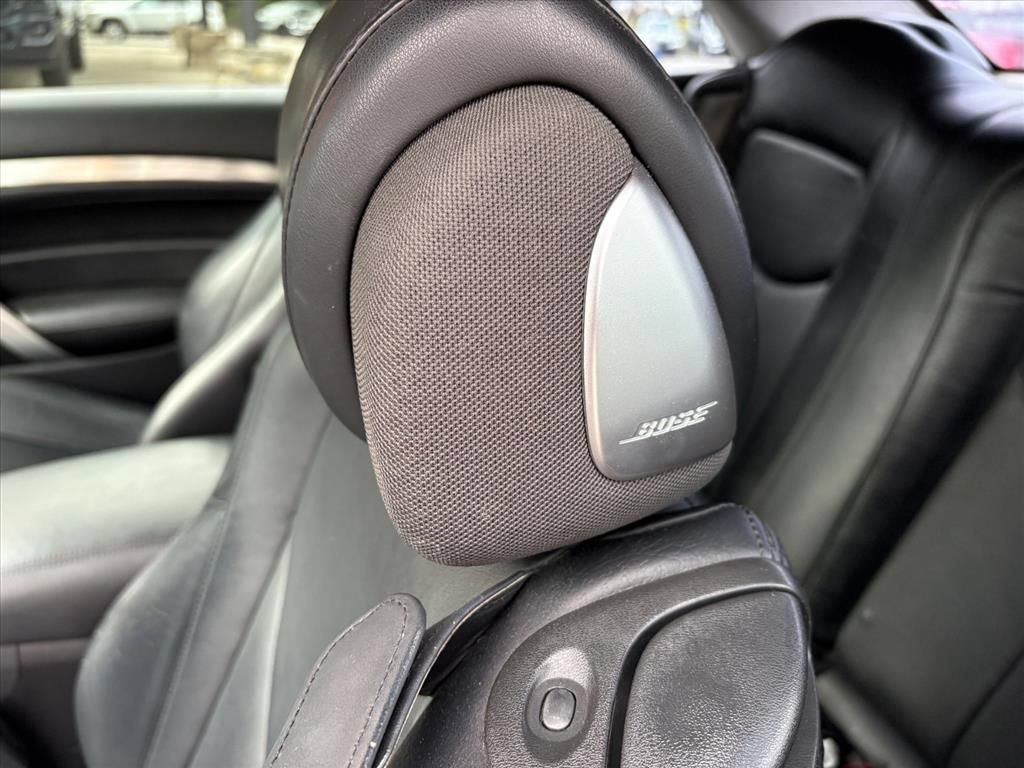 Used 2015 INFINITI Q60 Convertible w/ Premium Package RWD image 15