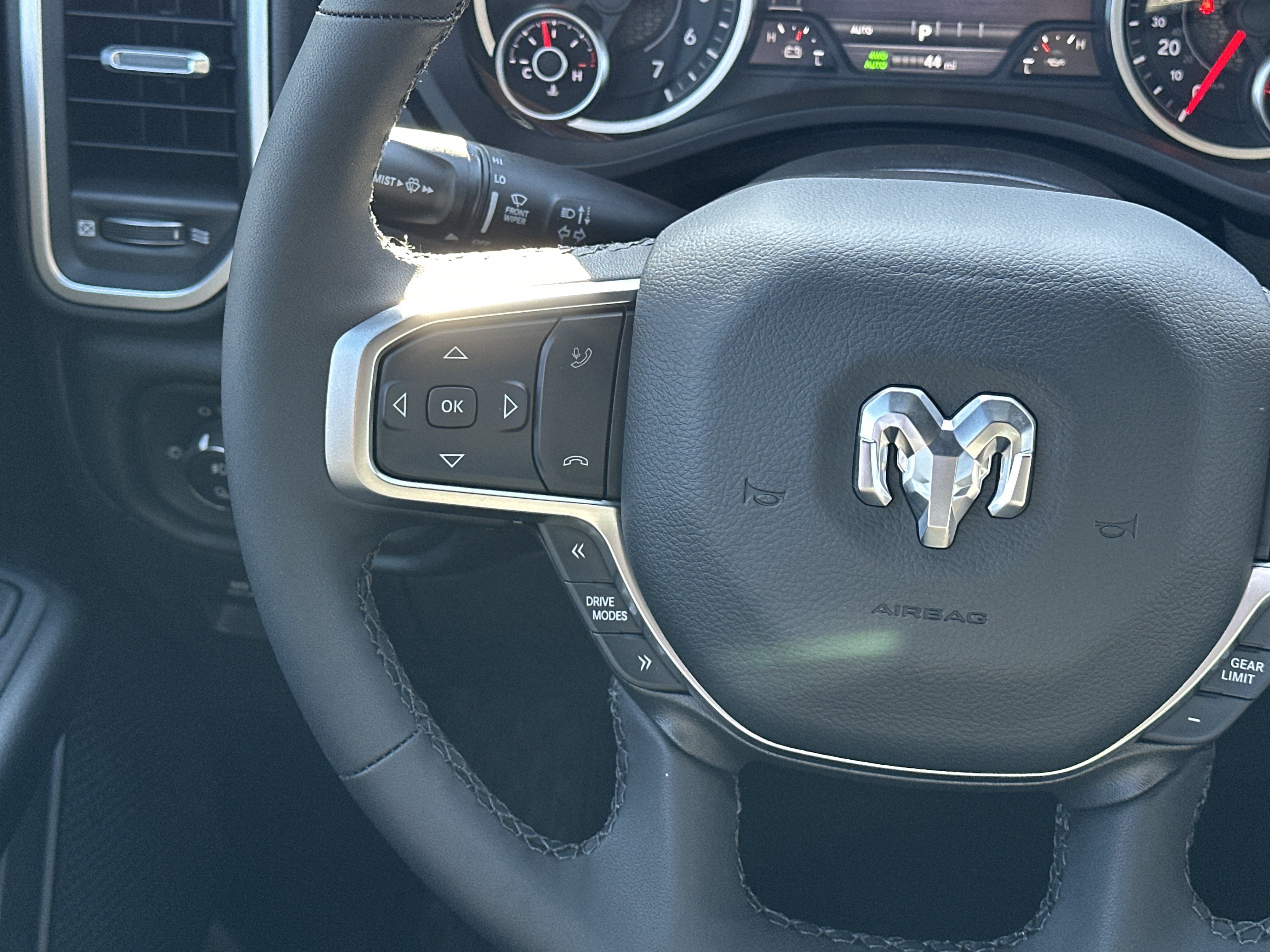 New 2026 RAM 1500 Big Horn AWD/4WD image 25