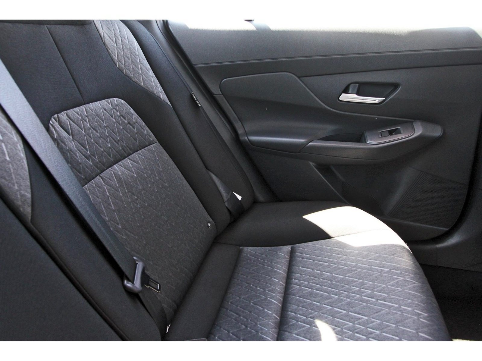 Certified 2026 Nissan Sentra SV w/ SV Convenience Package FWD image 30