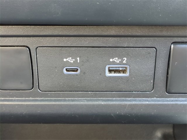 Used 2023 Nissan Frontier SV image 25