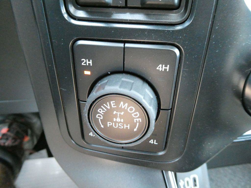New 2026 Ford F150 Lariat w/ Equipment Group 501A Mid AWD/4WD image 24