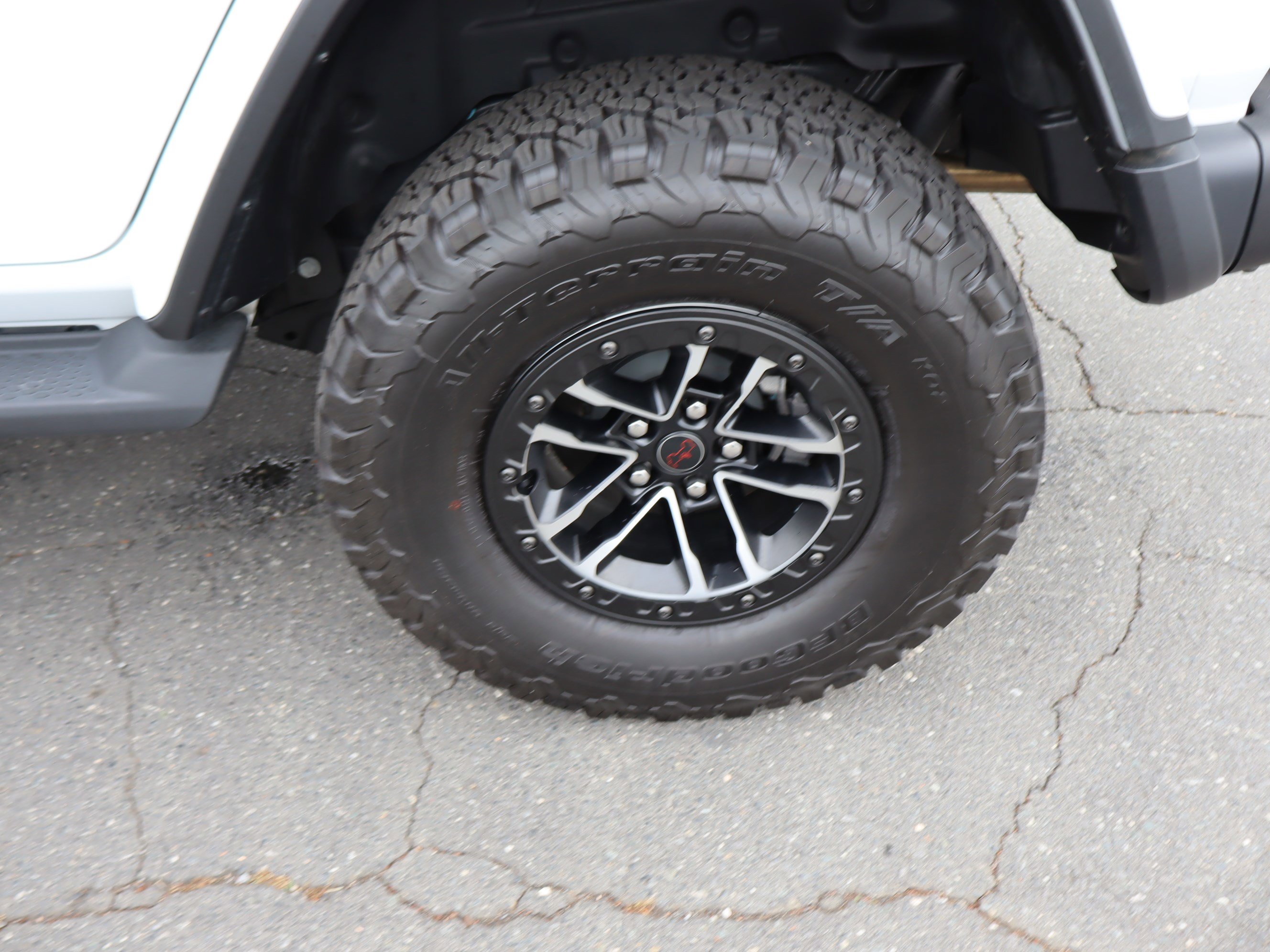 Used 2025 Jeep Wrangler Unlimited Rubicon AWD/4WD image 43