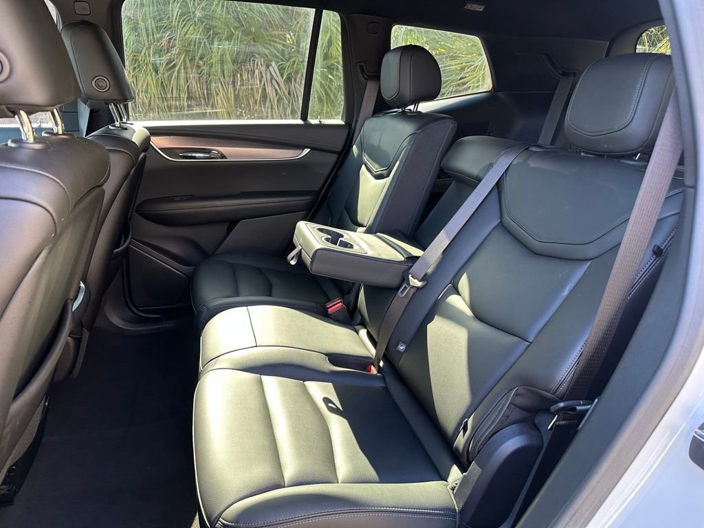 Used 2021 Cadillac XT6 Luxury FWD image 36