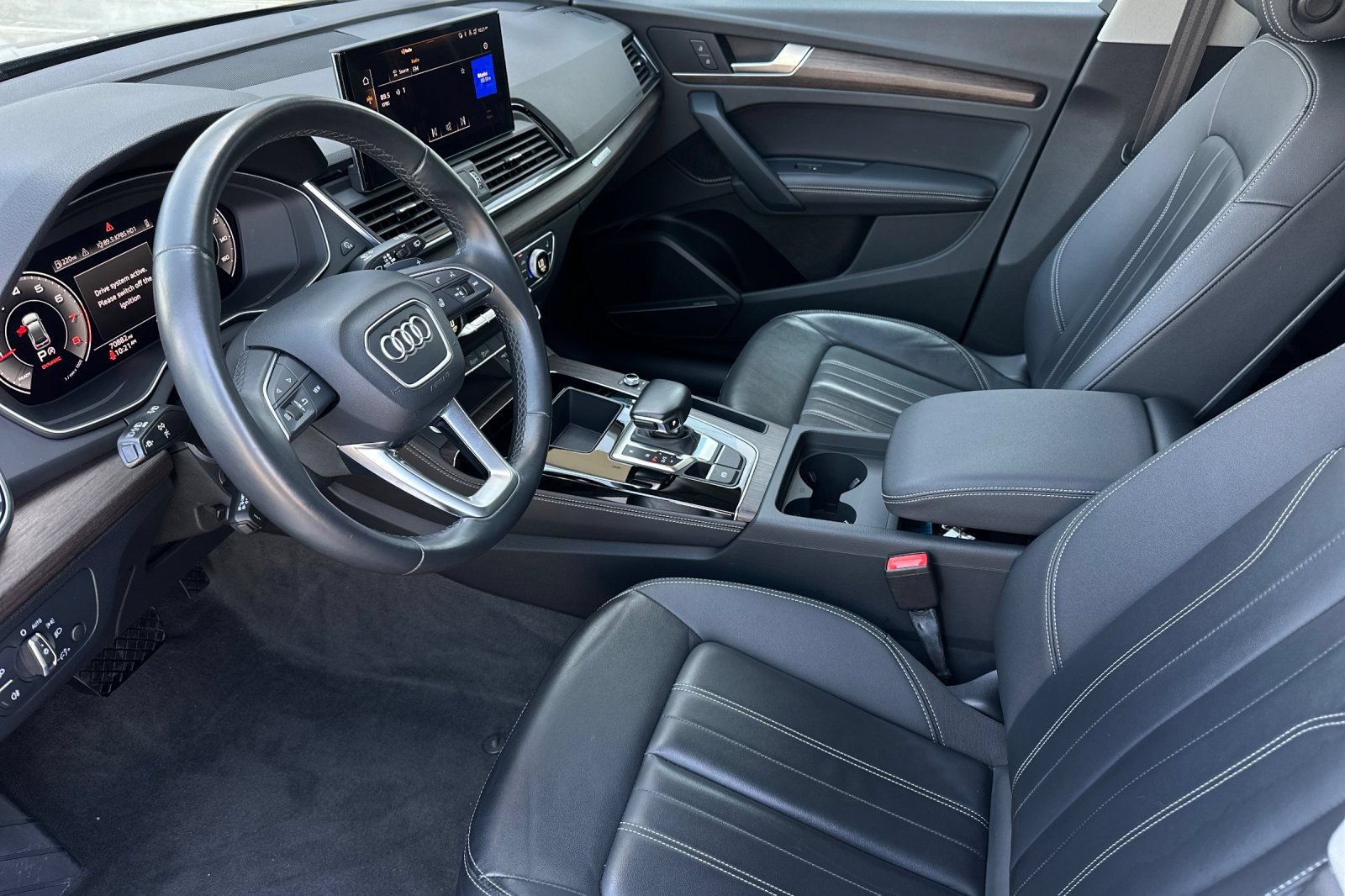 Used 2023 Audi Q5 2.0T Premium Plus w/ Premium Plus Package AWD/4WD image 9