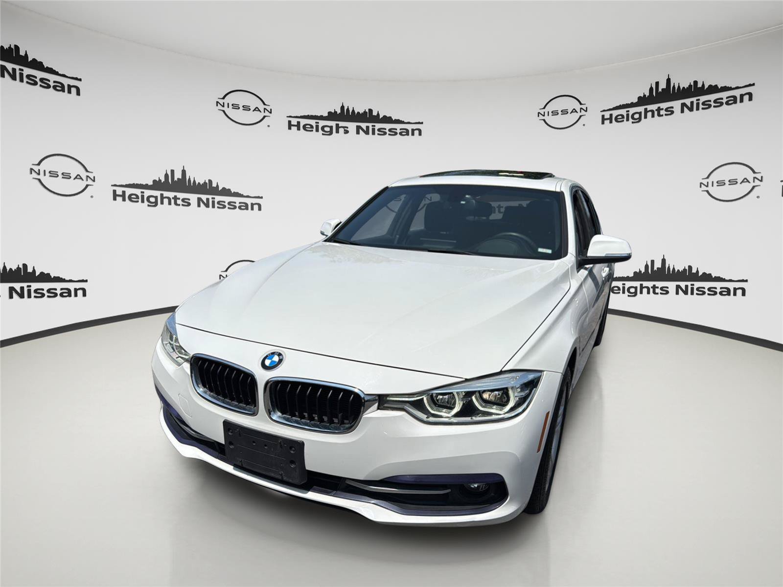 Used 2018 BMW 328d Sedan RWD image 10