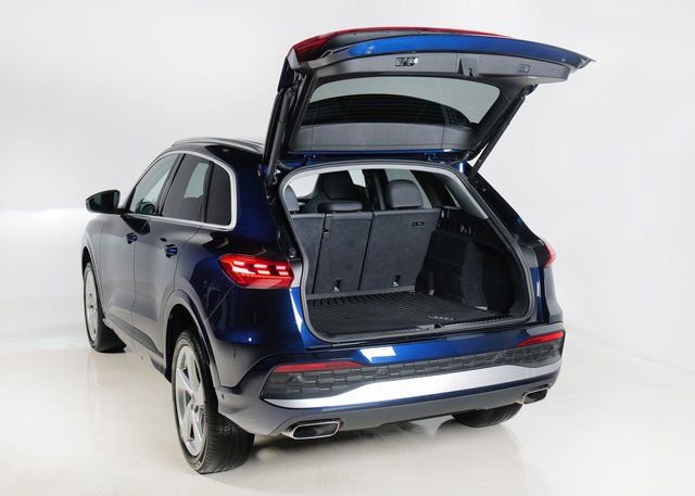 Certified 2025 Audi Q5 Premium Plus w/ Premium Plus image 5