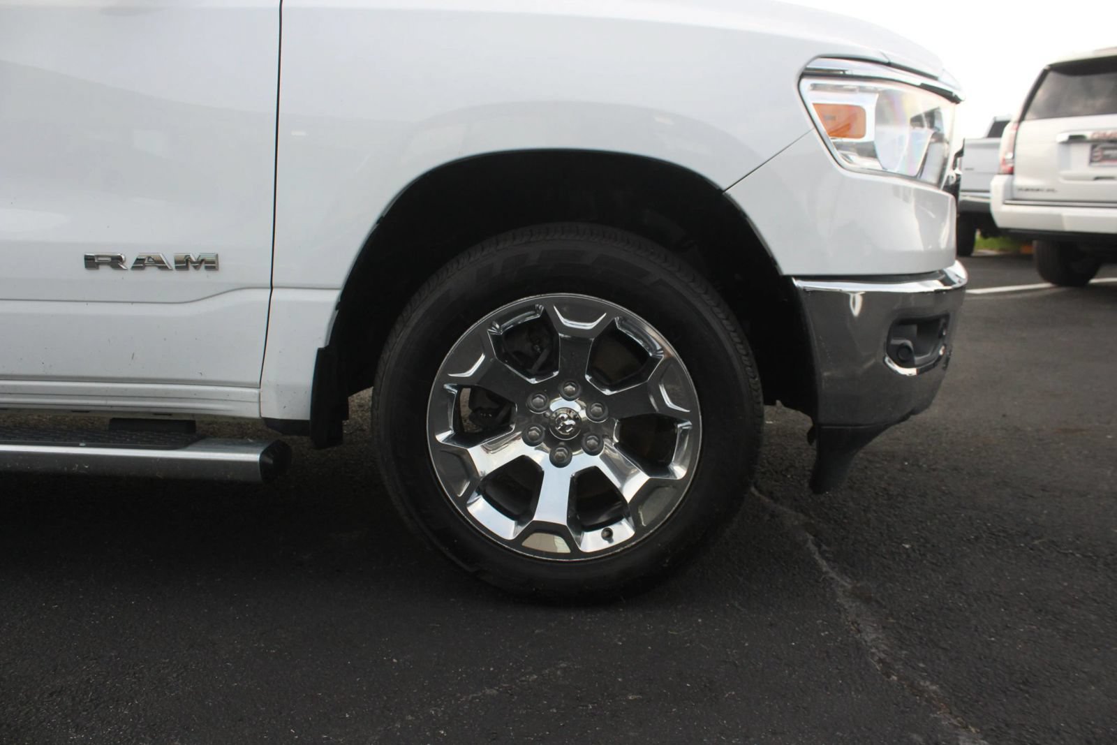 Used 2019 RAM 1500 Big Horn AWD/4WD image 9