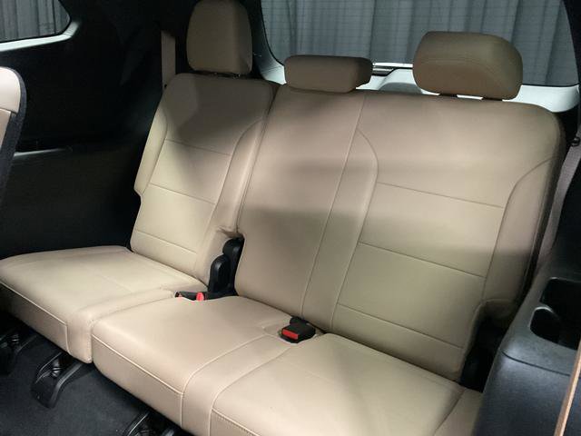 Used 2025 Buick Enclave Preferred w/ LPO, All-Weather Package image 10