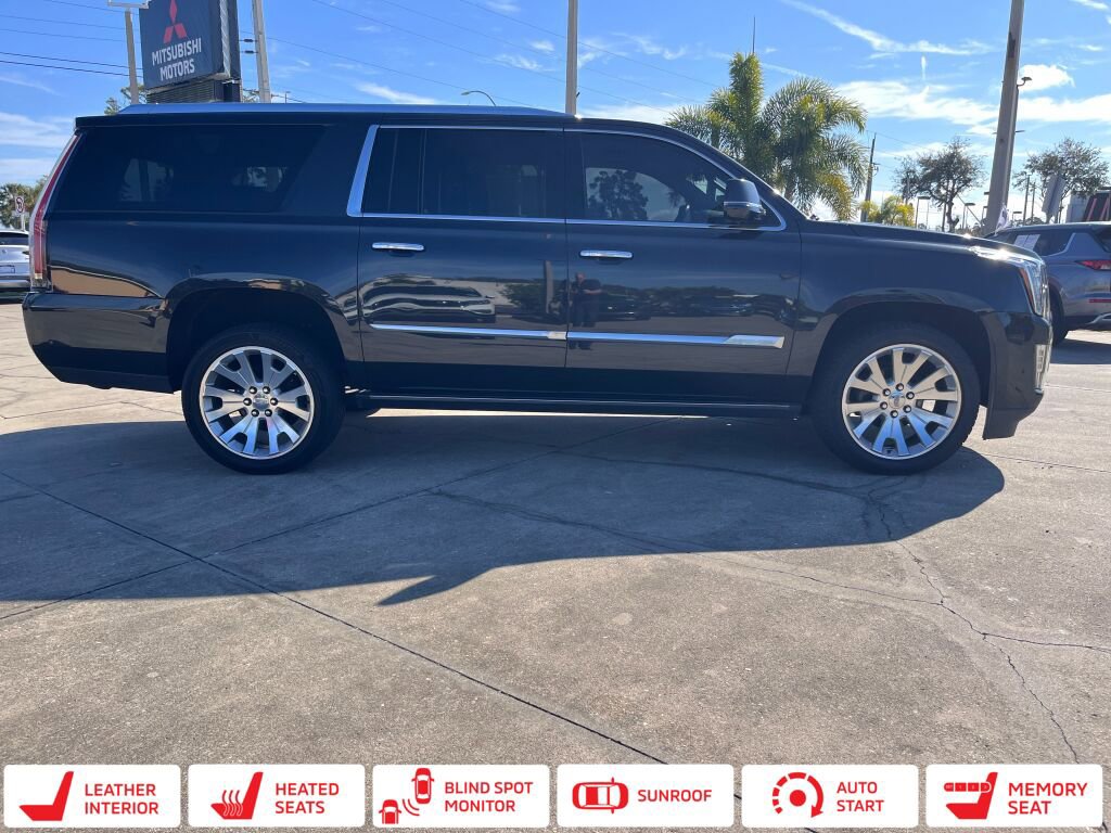 Used 2019 Cadillac Escalade ESV Premium Luxury image 2