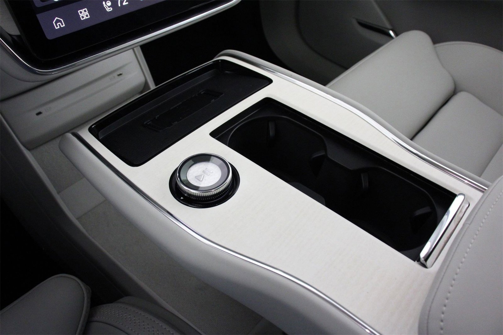 New 2025 Volvo EX90 Ultra image 7