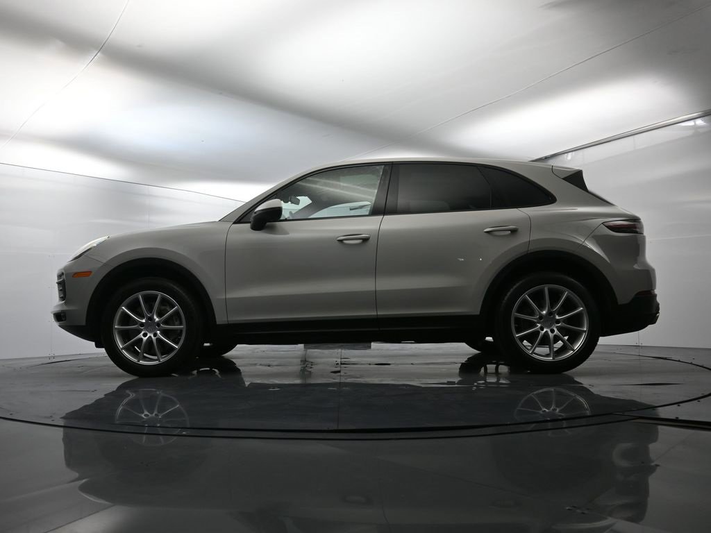 Used 2021 Porsche Cayenne image 44