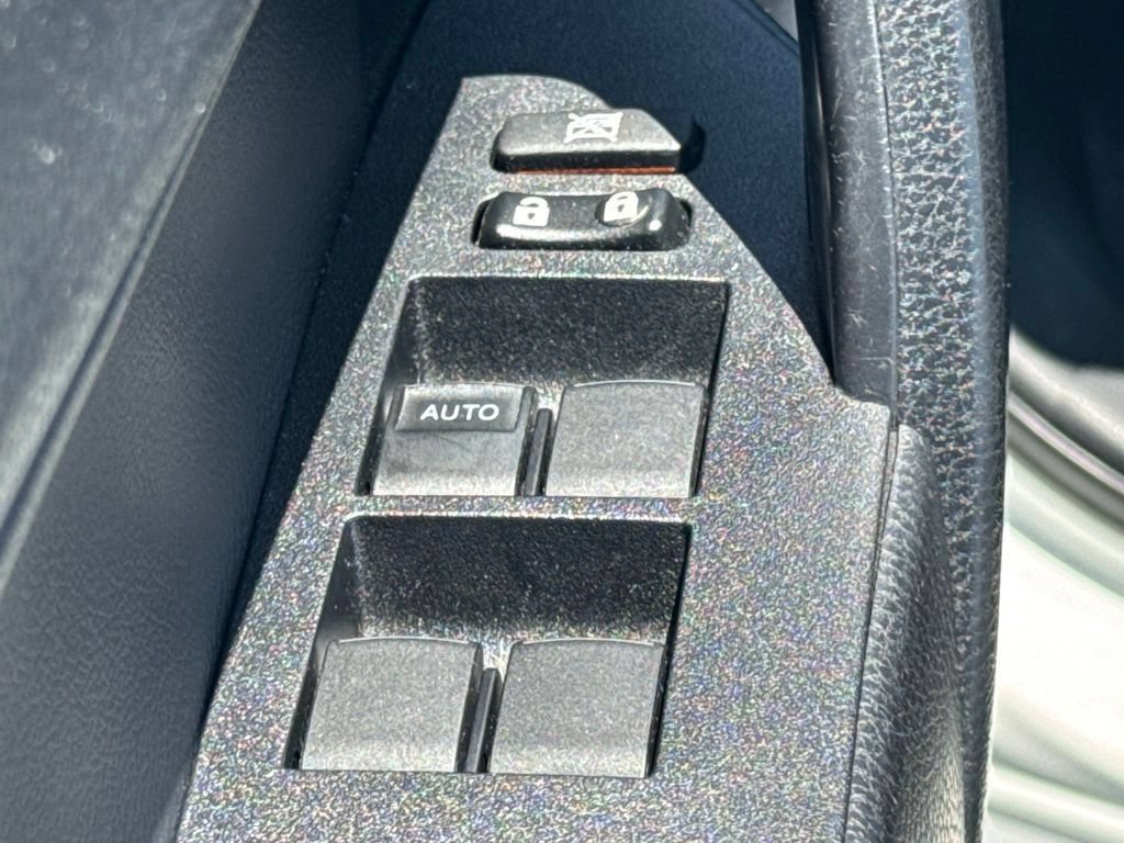 Certified 2018 Toyota Corolla SE w/ Protection Package FWD image 20
