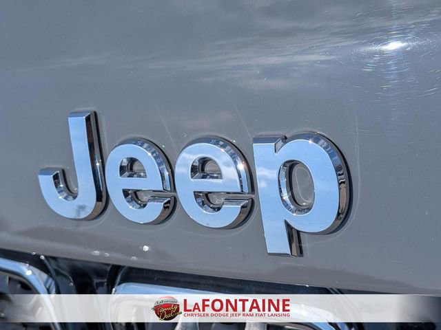 Used 2023 Jeep Compass Limited image 9