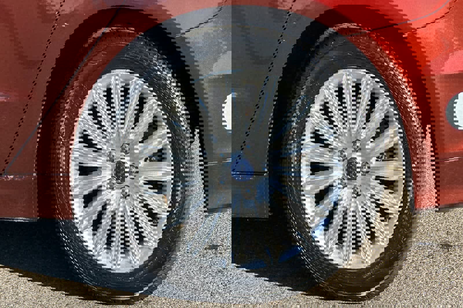 Used 2016 Ford Fusion Energi SE image 30