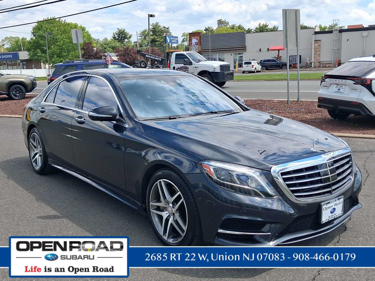 Used 2017 Mercedes-Benz S 550 4MATIC Sedan image 4