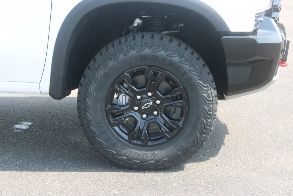 New 2026 Chevrolet Silverado 1500 ZR2 AWD/4WD image 12