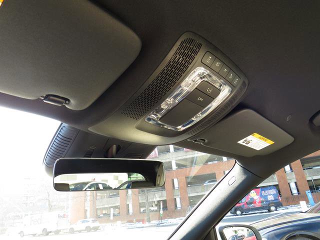 Used 2025 Mercedes-Benz GLA 250 4MATIC image 18