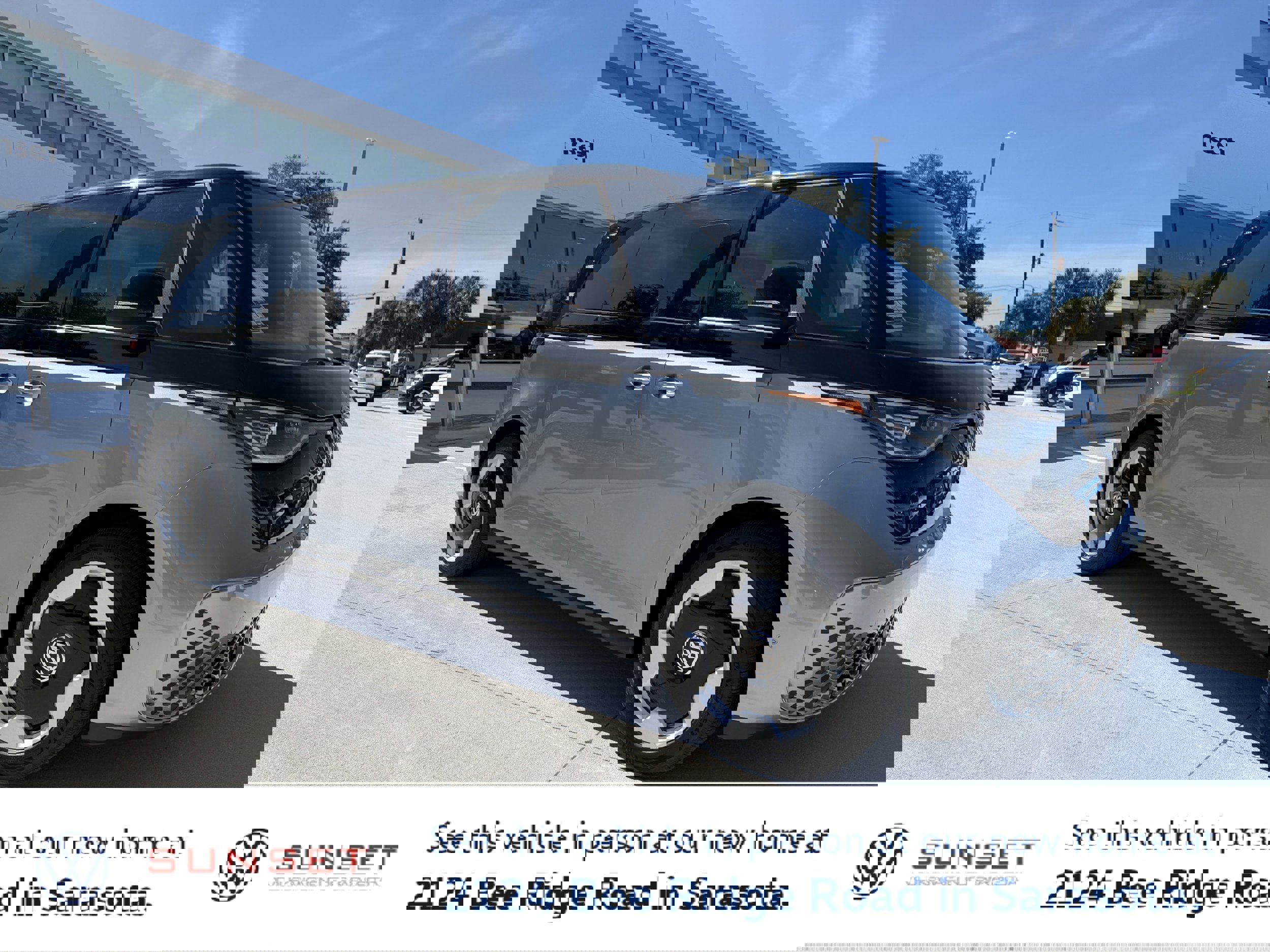 New 2025 Volkswagen ID. Buzz Pro S