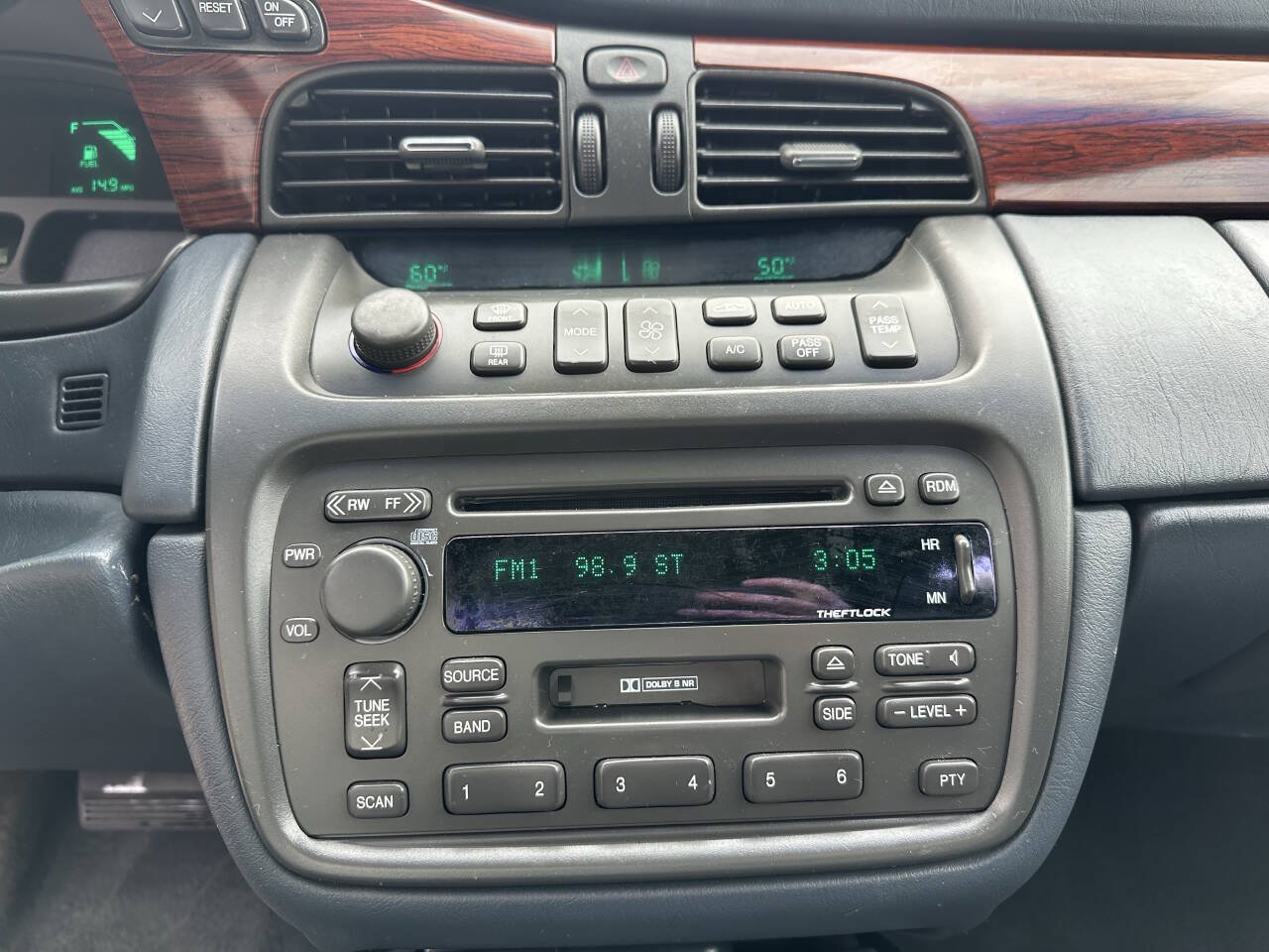 Used 2004 Cadillac De Ville FWD image 15