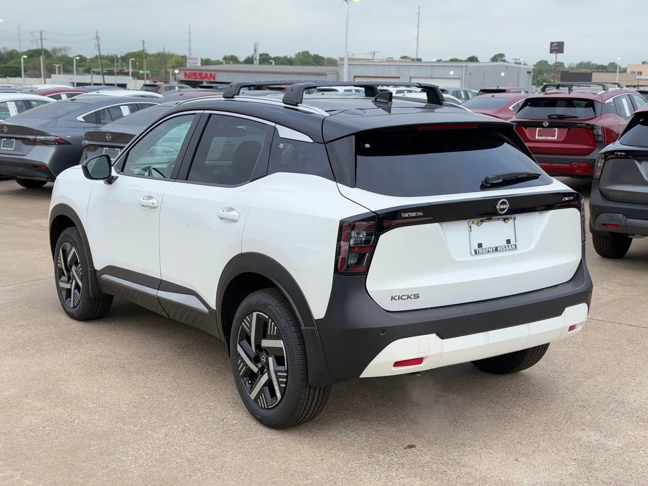 New 2026 Nissan Kicks SV AWD/4WD image 7