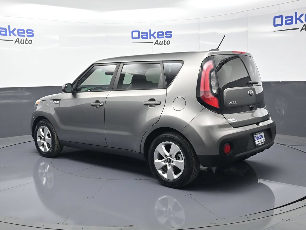 Used 2018 Kia Soul w/ Convenience Package FWD image 5