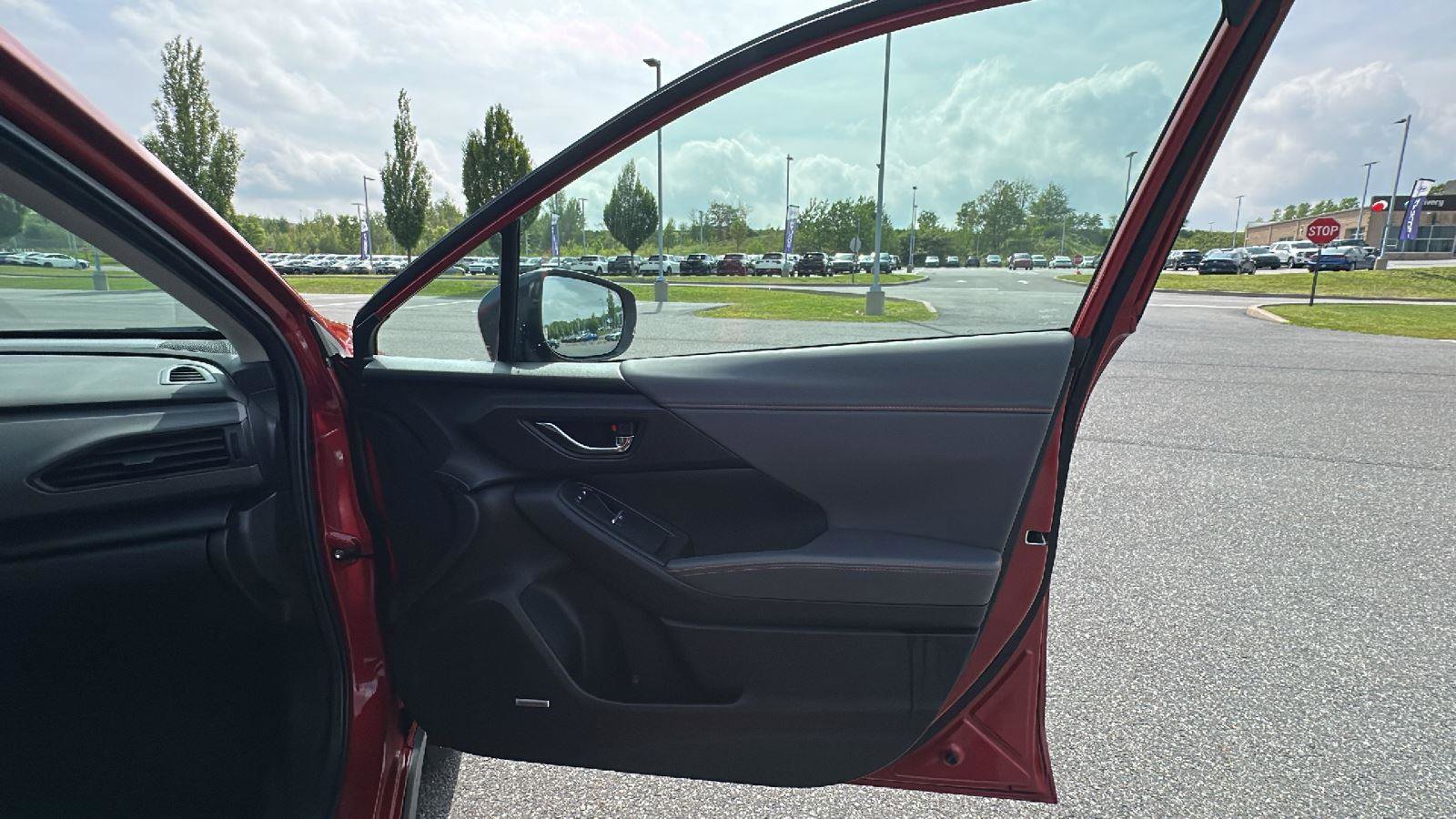 Used 2024 Subaru Crosstrek 2.5i Limited w/ Popular Package #3A image 16