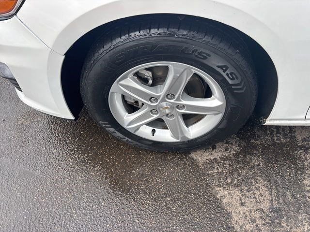 Used 2023 Chevrolet Malibu LT image 46