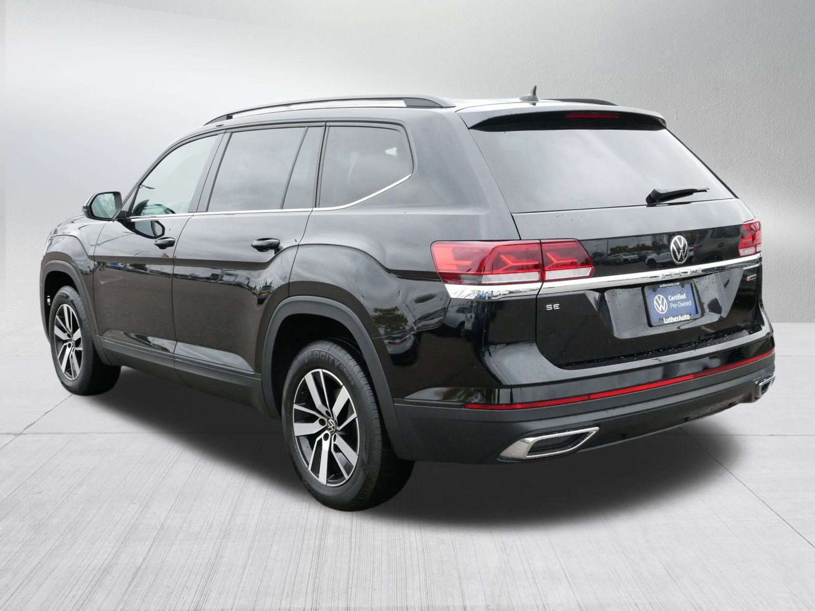 Certified 2022 Volkswagen Atlas SE image 5