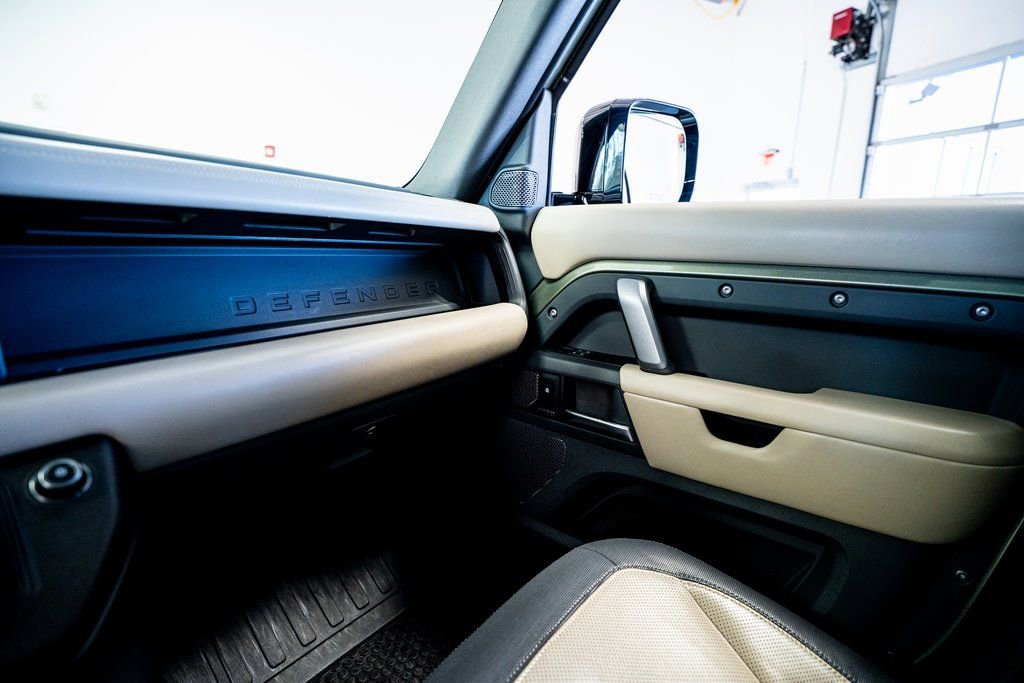 Used 2021 Land Rover Defender 110 X-Dynamic HSE image 52