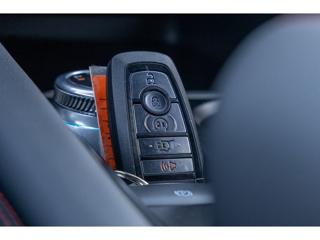 Used 2025 Ford Explorer ST-Line w/ ST-Line Street Pack image 29