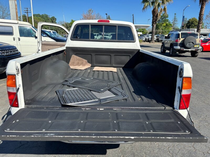 Used 1999 Toyota Tacoma 4x4 Xtracab V6 image 8