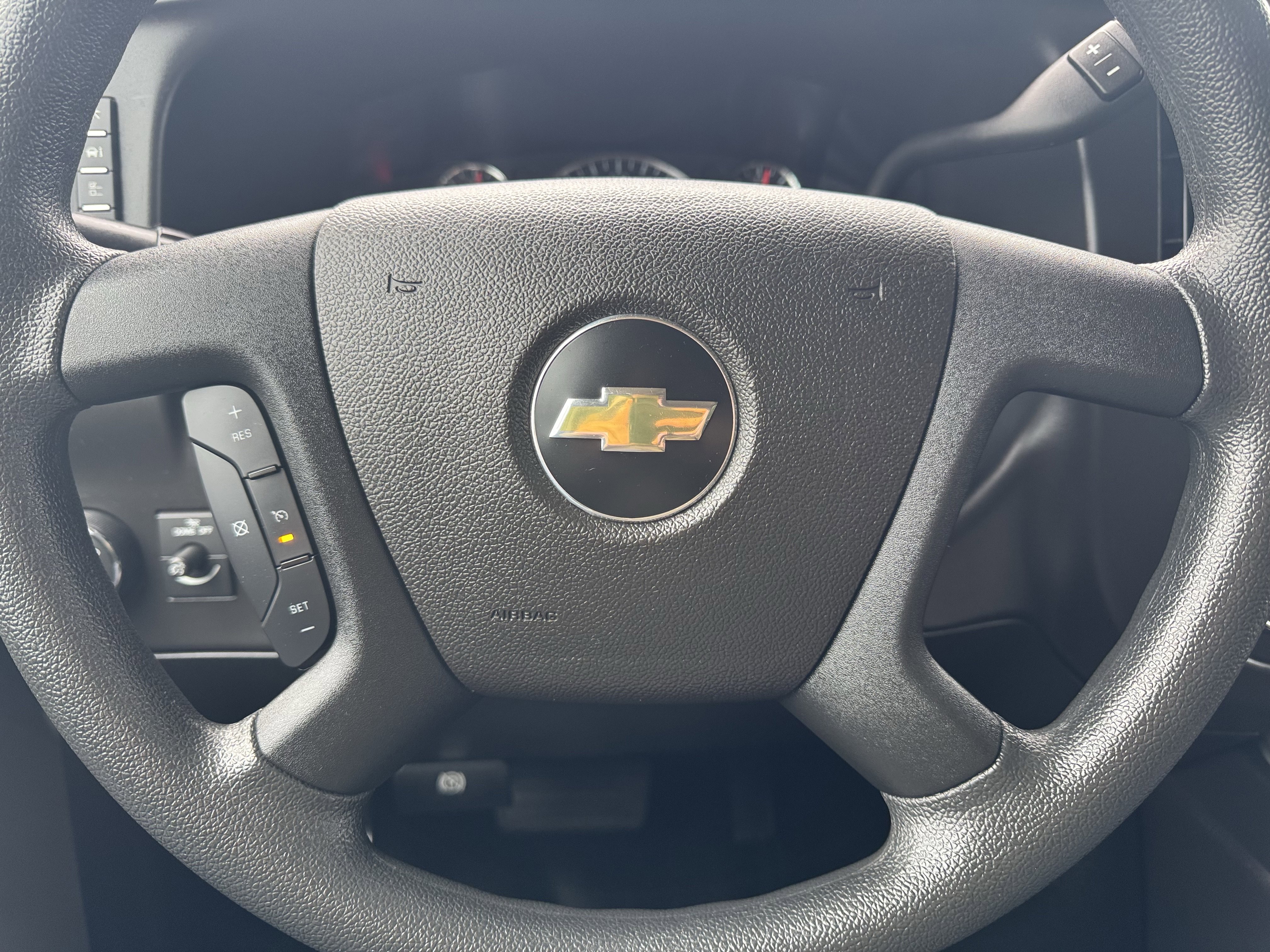 Used 2023 Chevrolet Express 3500 LS image 30