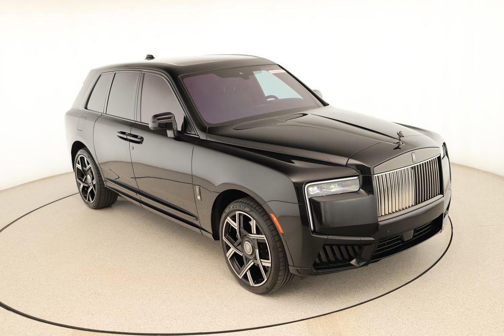 Used 2025 Rolls-Royce Cullinan Black Badge image 47