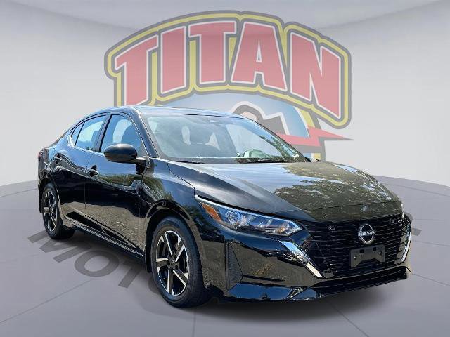 Certified 2025 Nissan Sentra SV image 1