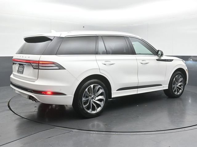 Used 2023 Lincoln Aviator Grand Touring w/ Equipment Group 301A image 7