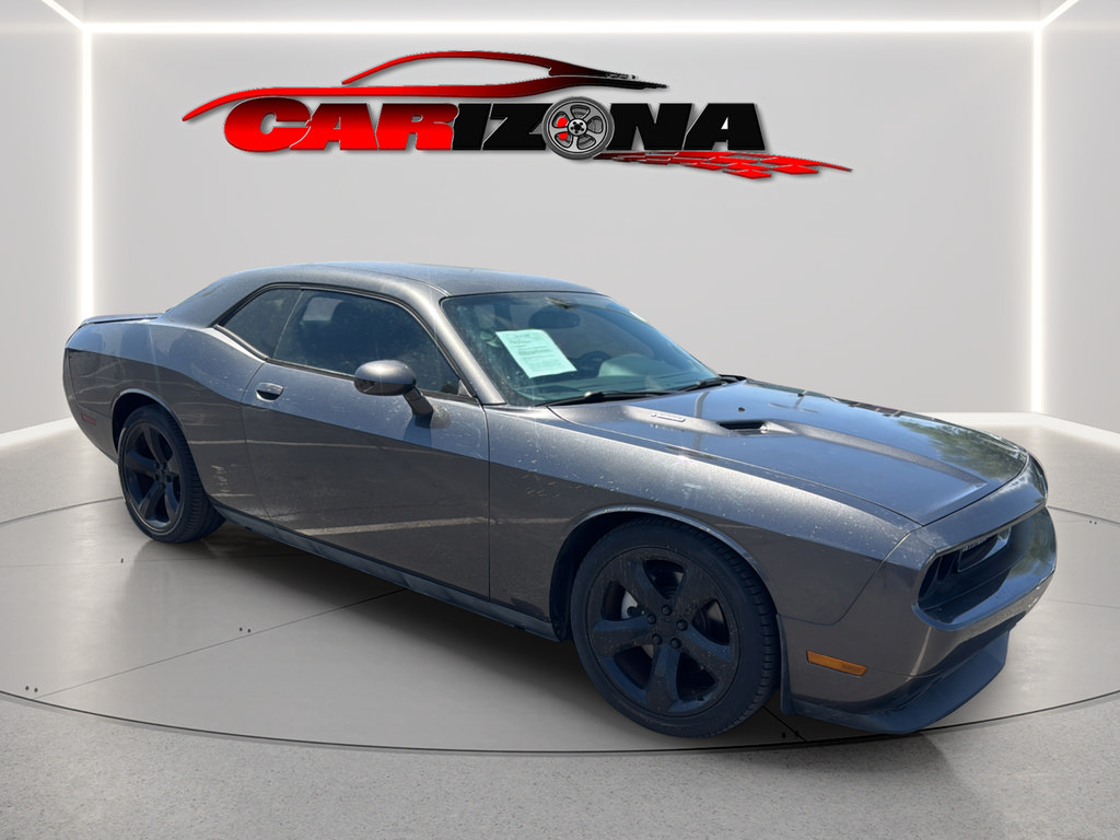 Used 2014 Dodge Challenger R/T Plus RWD image 4