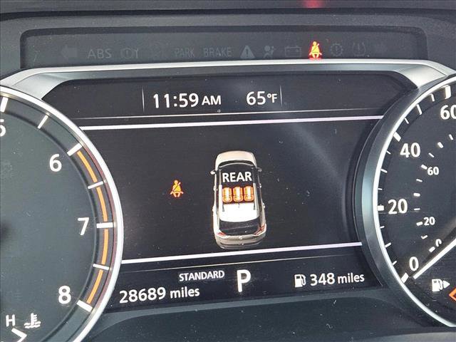 Used 2023 Nissan Rogue SV w/ SV Premium B Package image 11