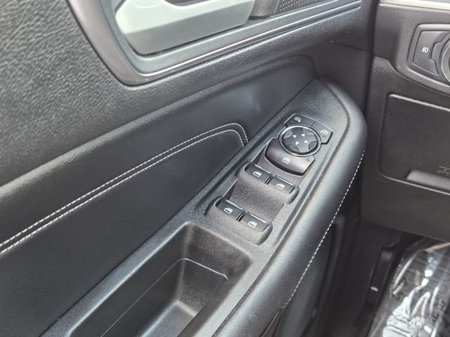 Used 2021 Ford Edge Titanium AWD/4WD image 18