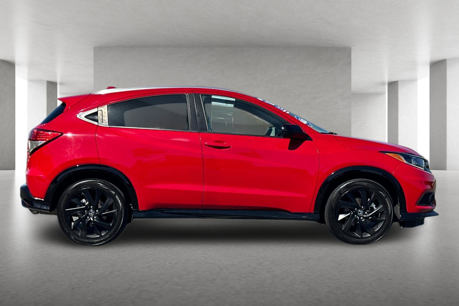 Certified 2022 Honda HR-V Sport image 3