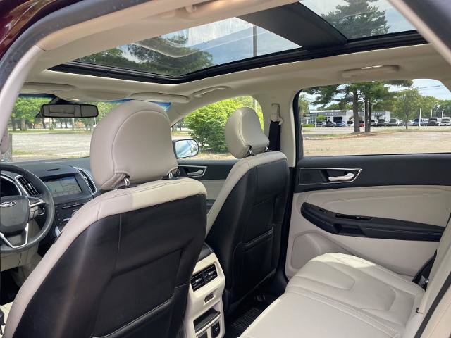 Certified 2018 Ford Edge Titanium w/ Equipment Group 302A AWD/4WD image 5